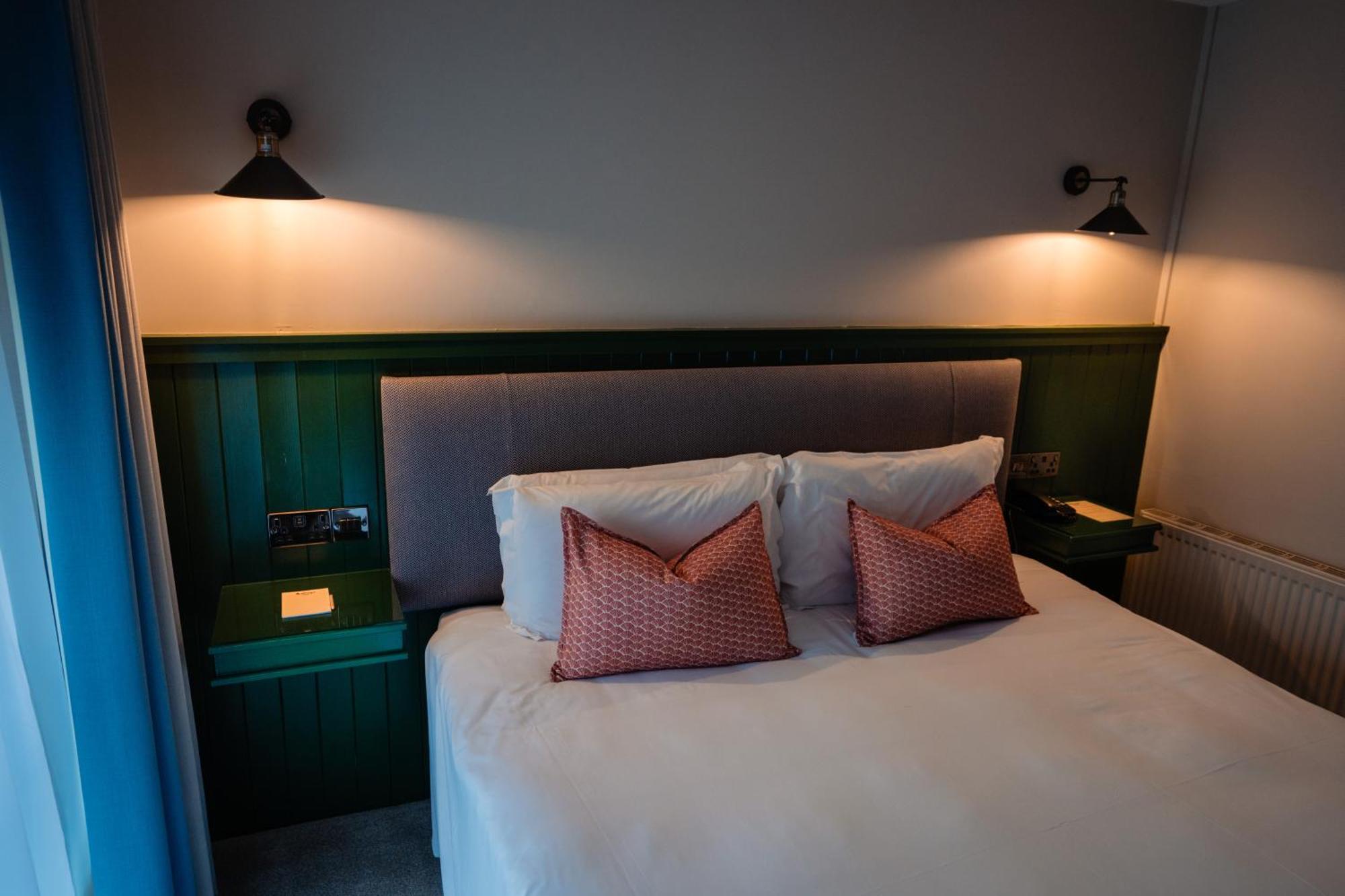 Mcgrory'S Hotel Culdaff Exteriör bild